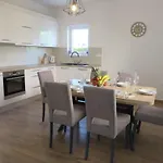 Family Friendly House With A Parking Space Biograd Na Moru, Biograd - 23498 Дом отдыха