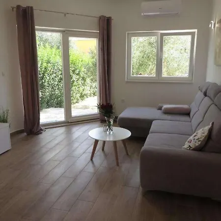Holiday home Family Friendly House With A Parking Space Biograd Na Moru, Biograd - 23498