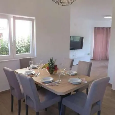 Ferienhaus Family Friendly House With A Parking Space Biograd Na Moru, Biograd - 23498