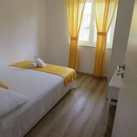 Family Friendly House With A Parking Space Biograd Na Moru, Biograd - 23498 Biograd Na Moru