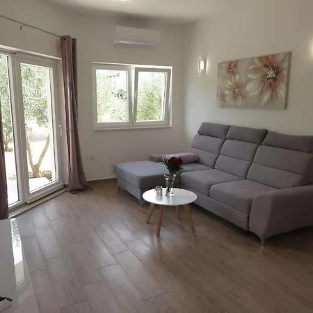 Ferienhaus Family Friendly House With A Parking Space Biograd Na Moru, Biograd - 23498