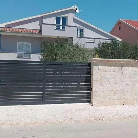 Σπίτι διακοπών Family Friendly House With A Parking Space Biograd Na Moru, Biograd - 23498