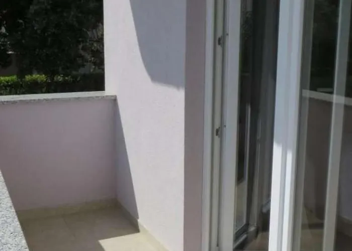 Family Friendly House With A Parking Space Biograd Na Moru, Biograd - 23498 Casa de Férias *