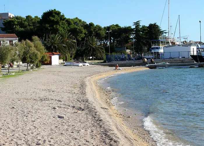 Family Friendly House With A Parking Space Biograd Na Moru, Biograd - 23498 펜션